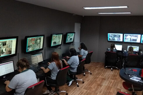 empresa-alarmtech.jpg